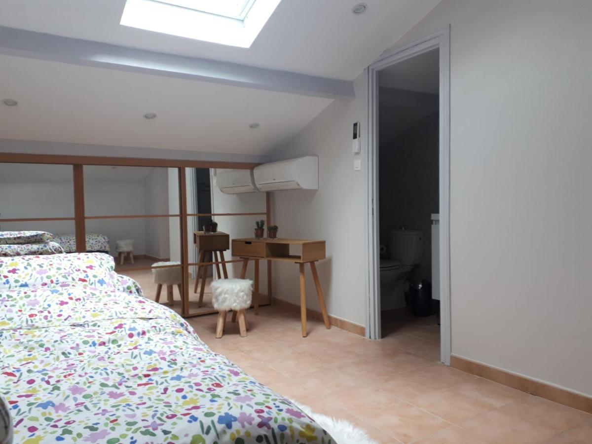 La Villa Des Ames Liees Draguignan Bagian luar foto