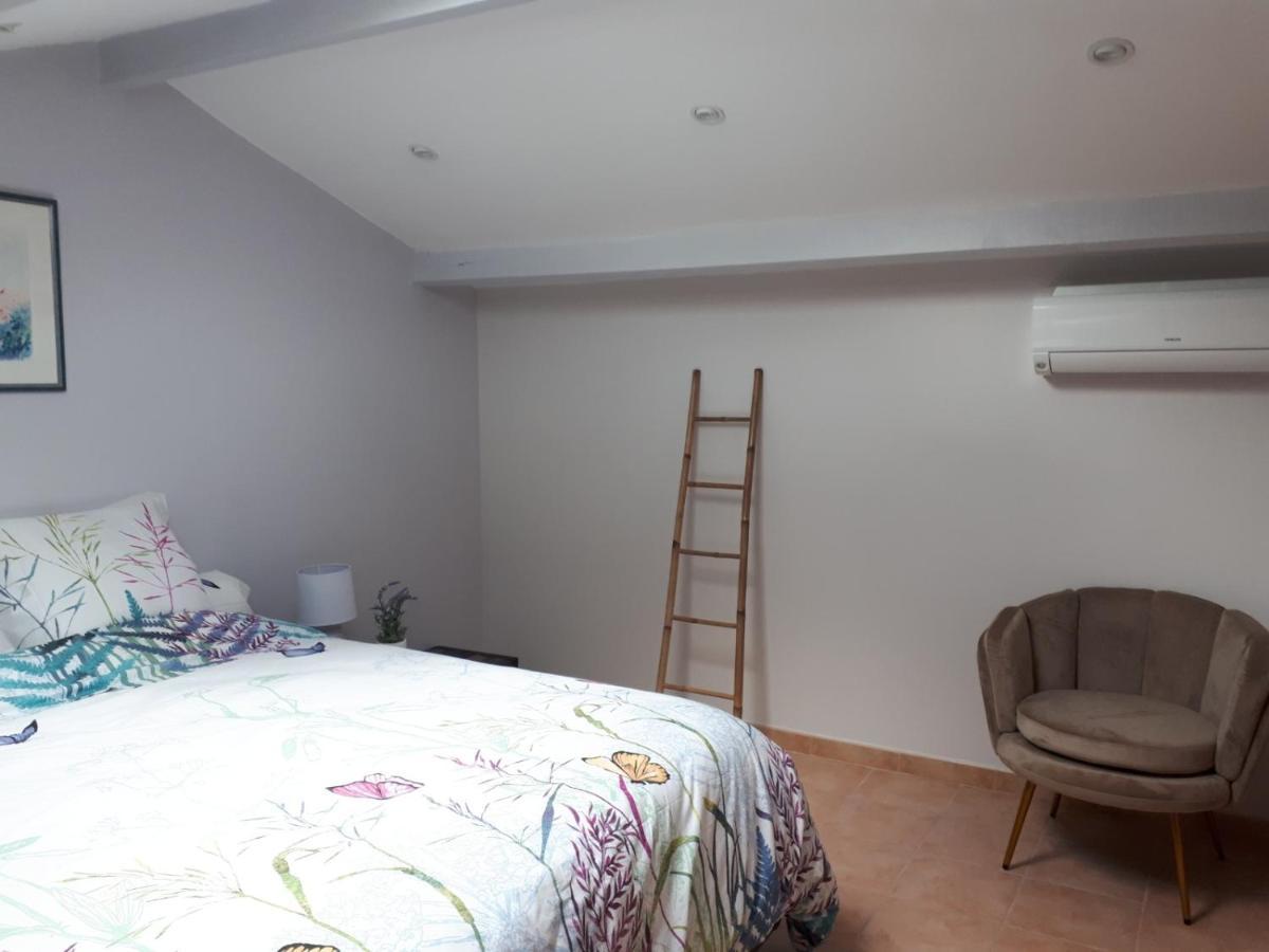 La Villa Des Ames Liees Draguignan Bagian luar foto